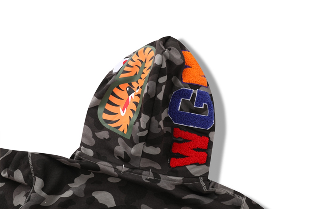 BAPE